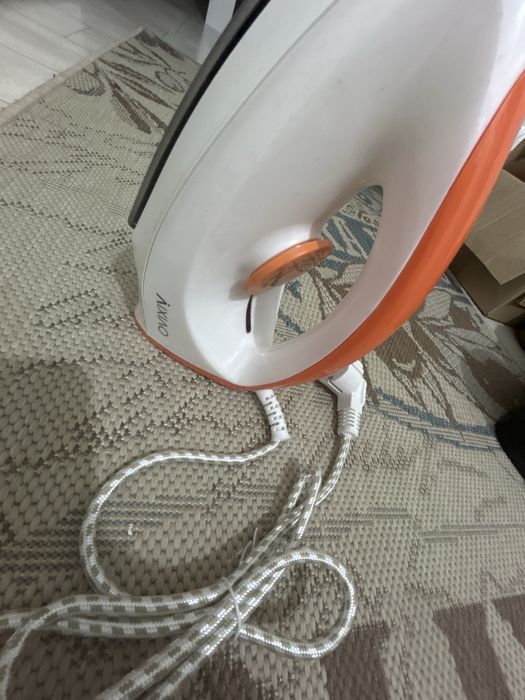 Отдам утюг за 500 тг