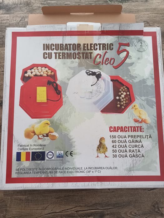 Vand incubator  pentru ouă