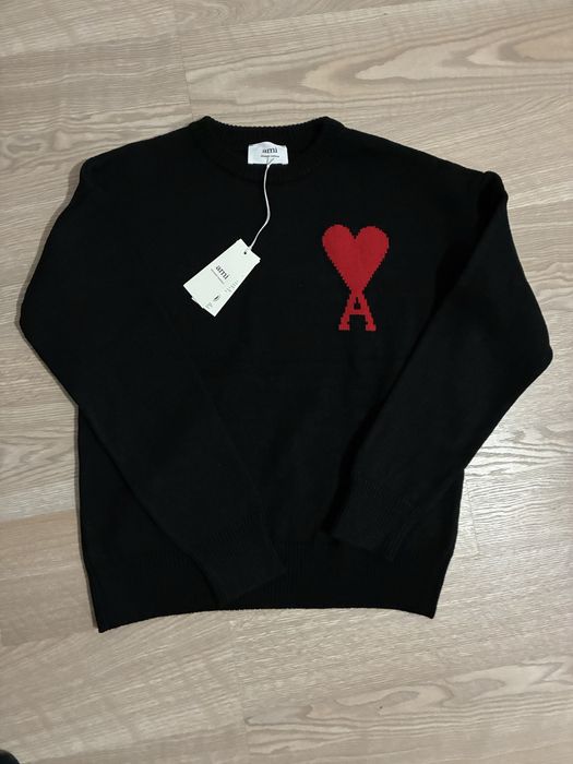Ami Paris Sweaters (блузи, пуловери)