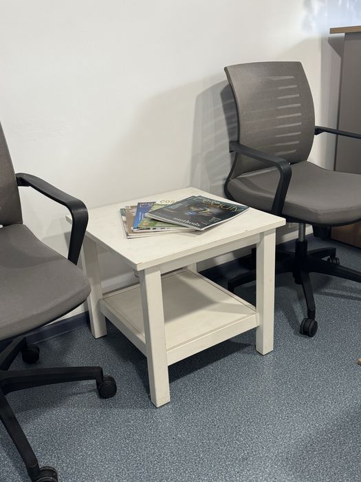 Журнальный столик