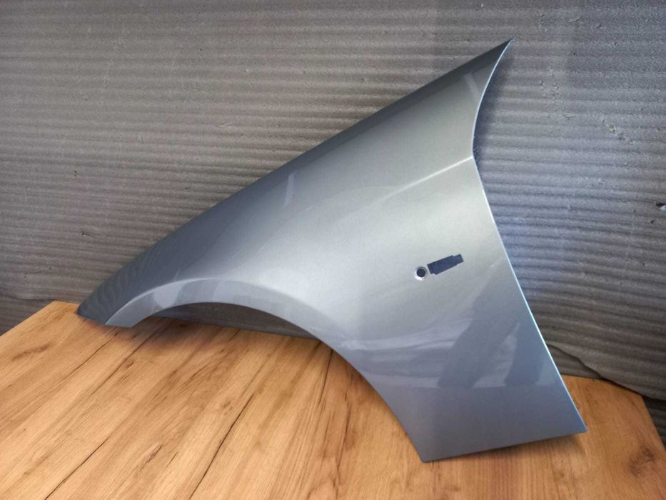 Aripa Fata Stanga BMW E90 An 2005-2012 (A34 (Gri))