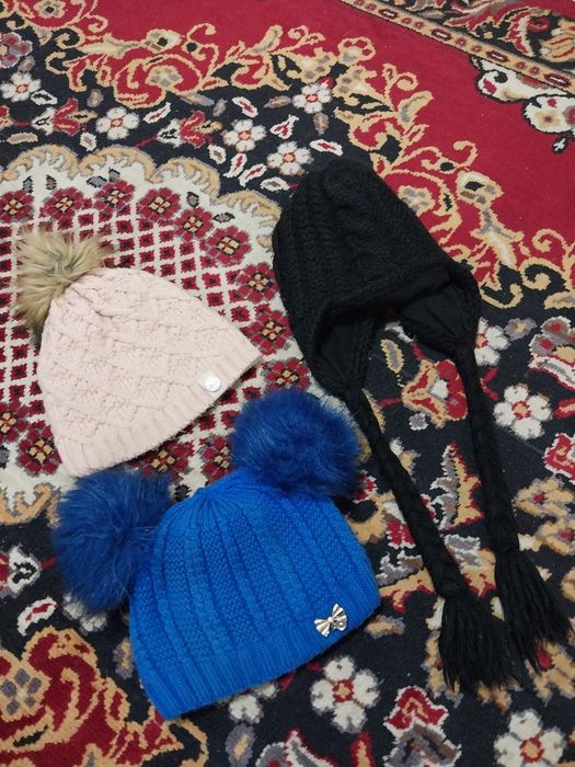 Продам детские шапки!