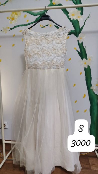 Платья на выход по вкусным ценам