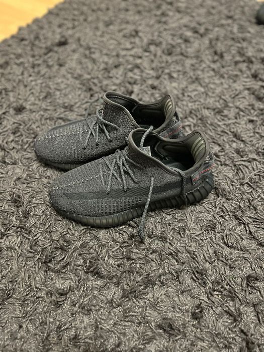 Yeezy 350 black reflective