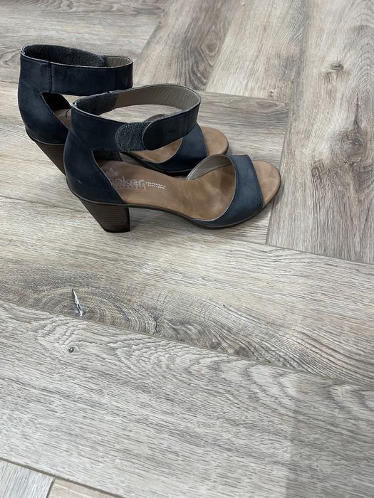 Брендовые босоножки дёшево