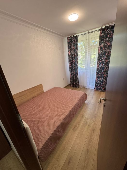 Дава се под наем Едностаен апартамент в Плевен, Мара Денчева - 50 кв.м за 331.5 € - Снимка #2