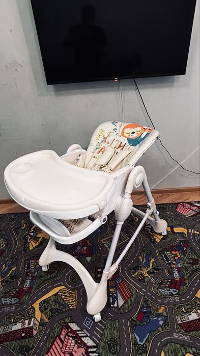 Детский стульчик для кормления