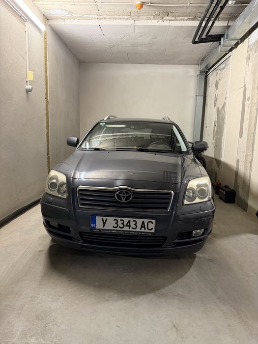 Toyota Avensis 2.2 D-CAT, 6 скорости, комби