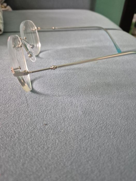 Продам оправу для очков