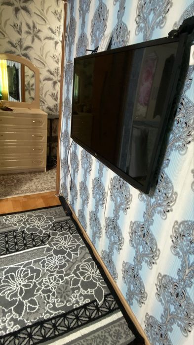 СДАЮ 1 комнатную квартиру ПОСУТОЧНО