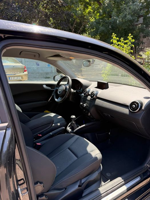 AUDI A1 2010 — imagine 3