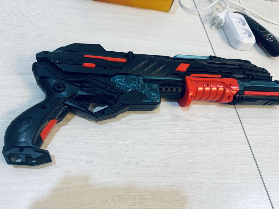 Игрушечный дробовик
