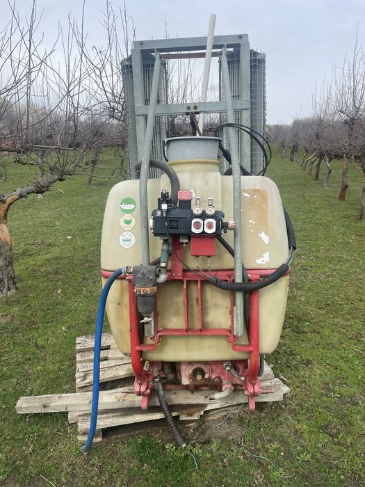 Pompa de stropit dupa tractor atomizor pomi