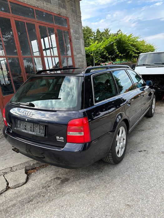 Продавам Ауди а4