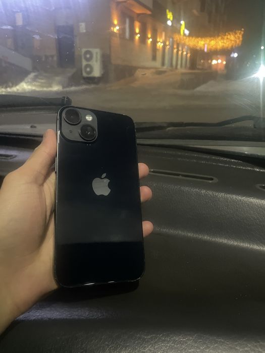 продам iPhone 14 б/у