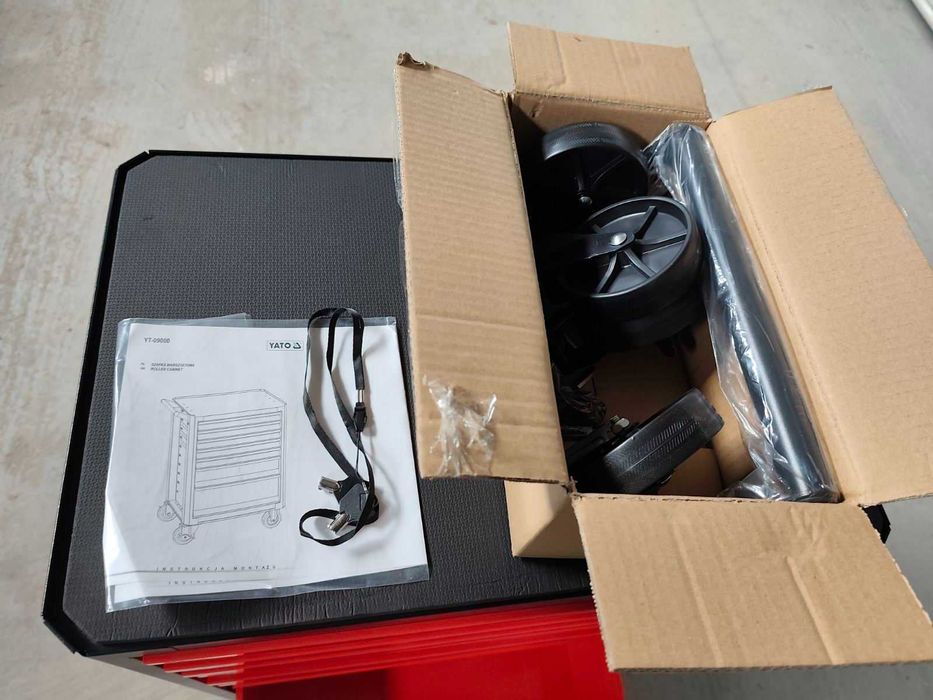 Количка за инструменти YATO, 7 чекмеджета, 210 кг