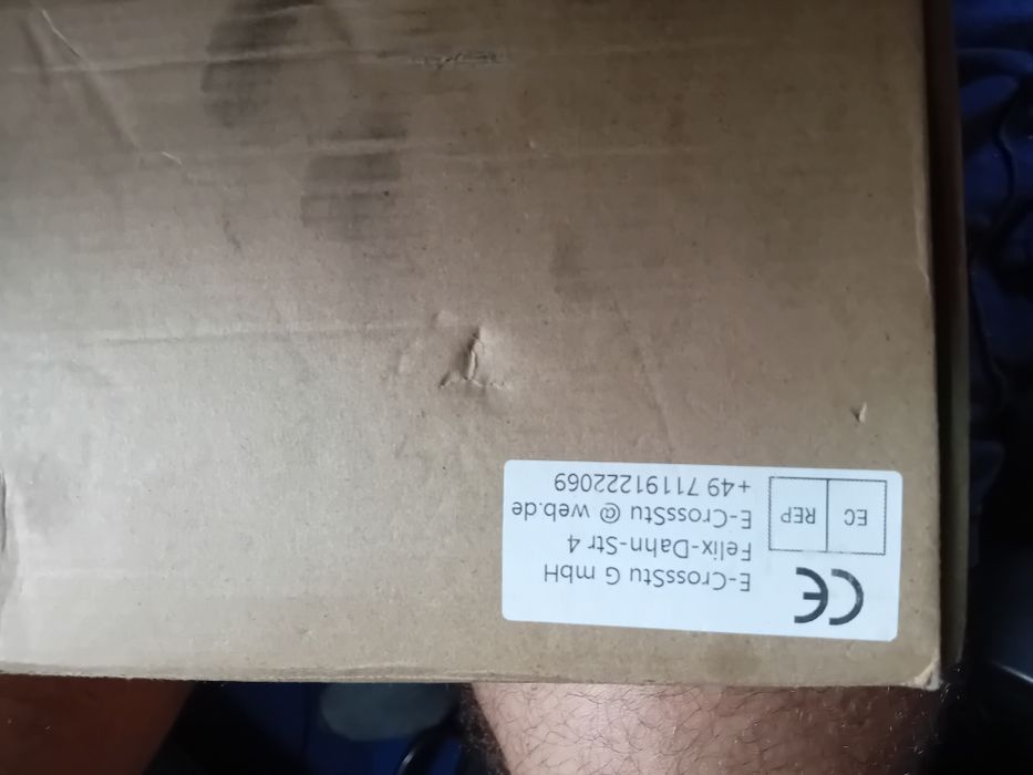 Адаптер от 24в на 12в за автодиагностика на камиони