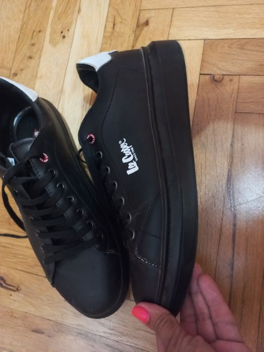 Спортно-елегантни обувки Lee cooper