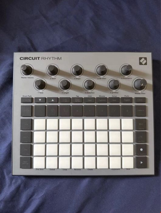 Продам сэмплер и грувбокс Novation Circuit Rhytm