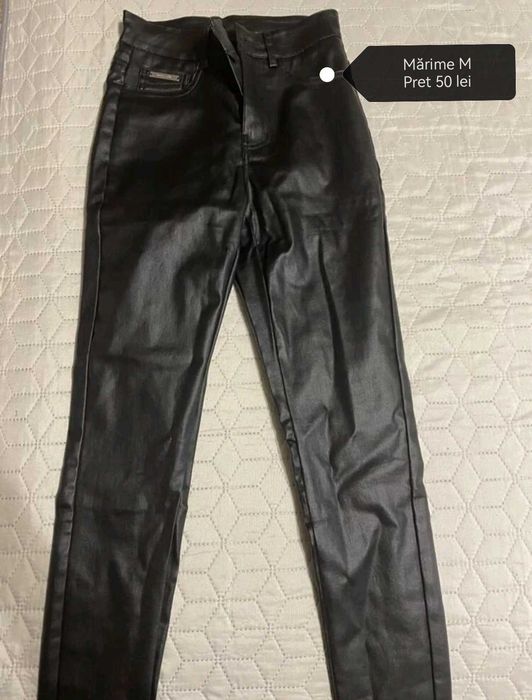 Pantaloni diferite modele