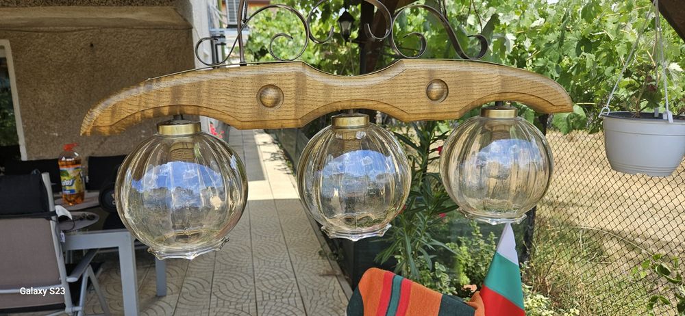 Старинен полилей