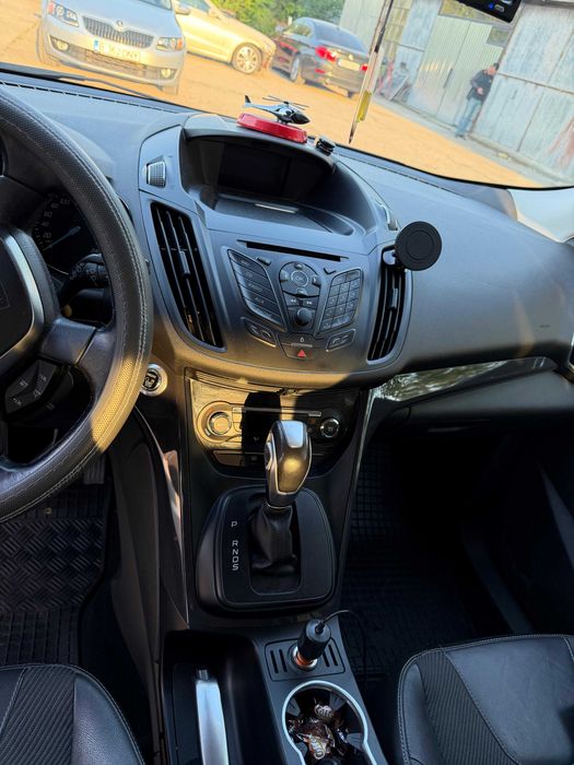 Ford Kuga 2.0 diesel 4x4 permanent Automat