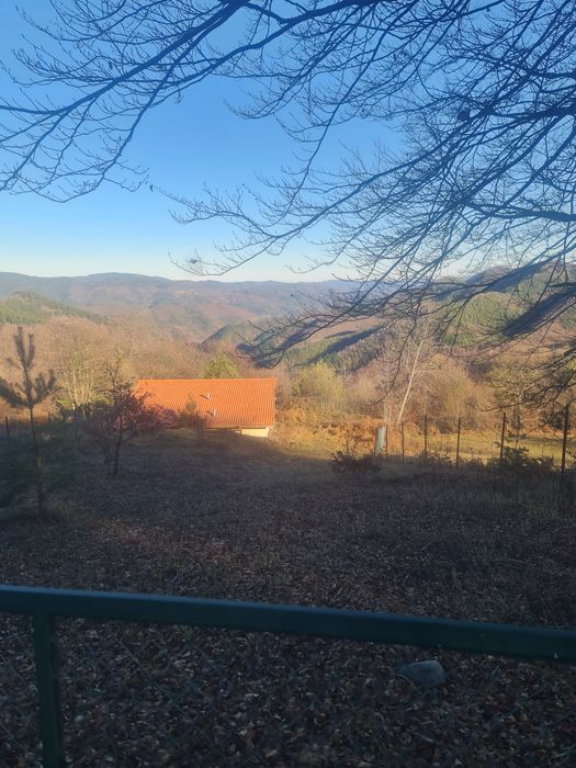 Продавам вила на 10 км.от Смолян