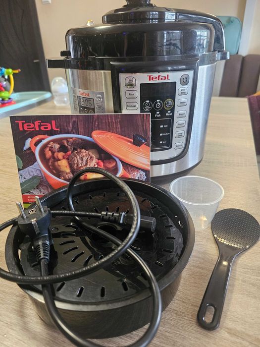 Мултикукър под налягане Тефал