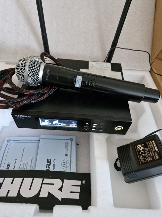 Микрофон Shure QLXD4 Beta58A черный