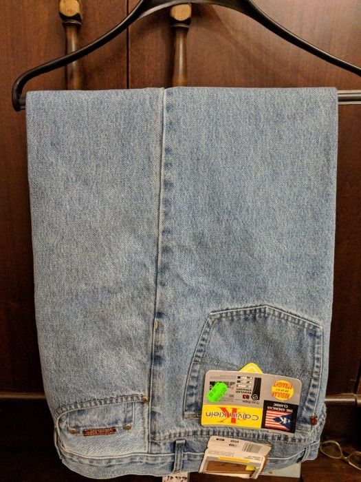 продаю фирменные джинсы большого размера-Кельвин Кляйн-оригинал