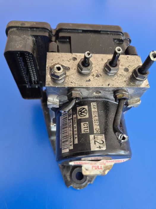 Pompa ABS, golf 6, cod  1K0 907 379 BL