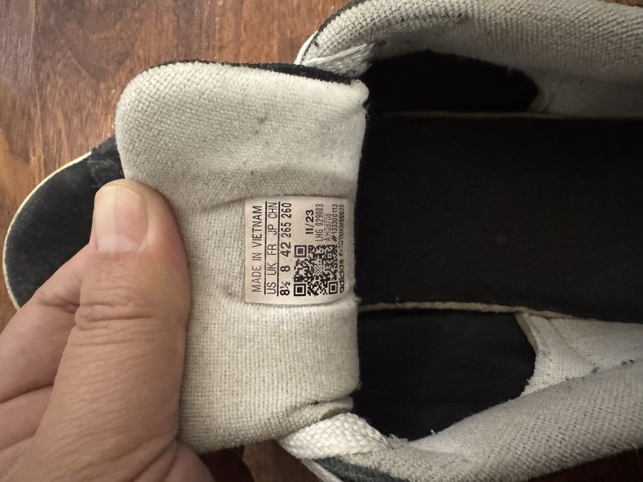 Кампусы оригинал покупали в адидас