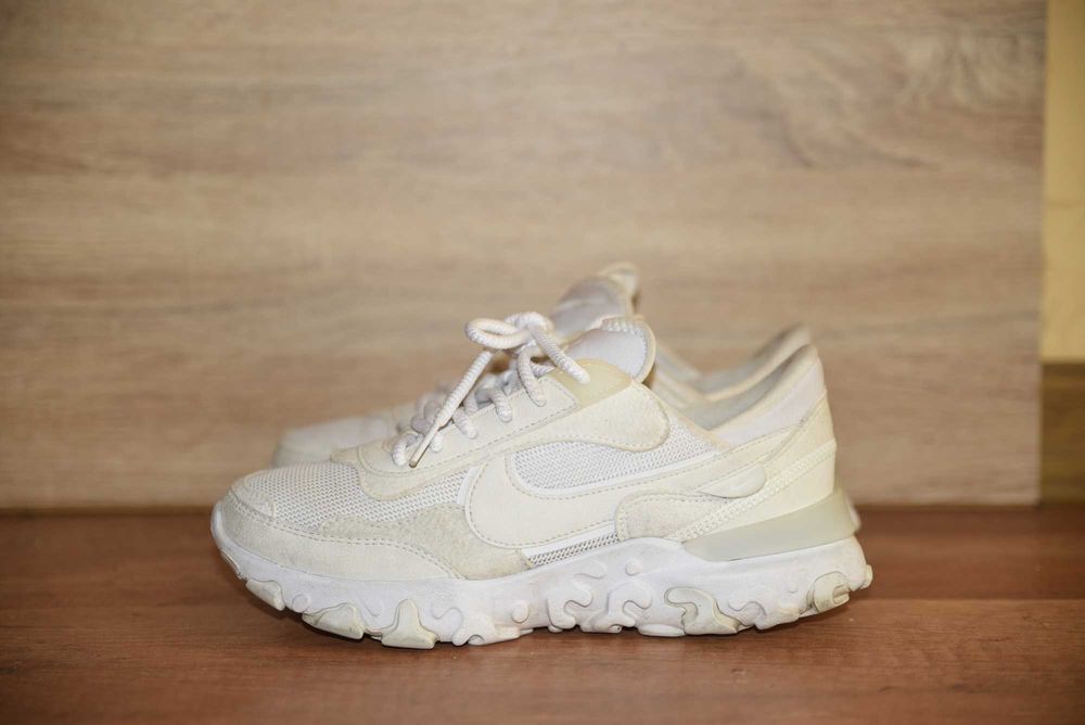 Nike оригинални дамски маратонки, размер 37.5