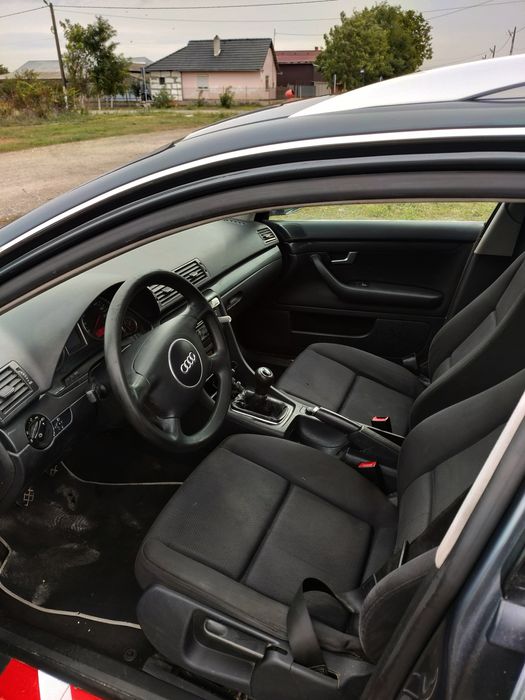 Vând Audi A4 2003