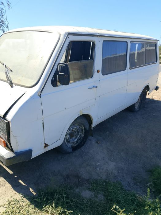 Раф 1993 мазда 1992