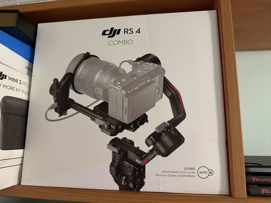 DJI Ronin RS4 Combo