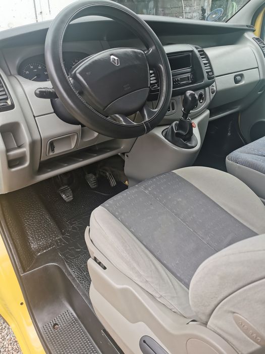 RENAULT Trafic 2005 — imagine 5