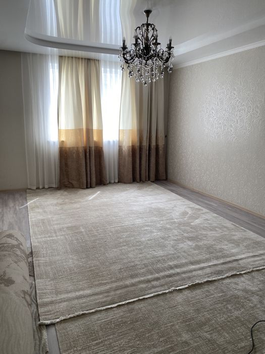 два одинаковых турецких ковра