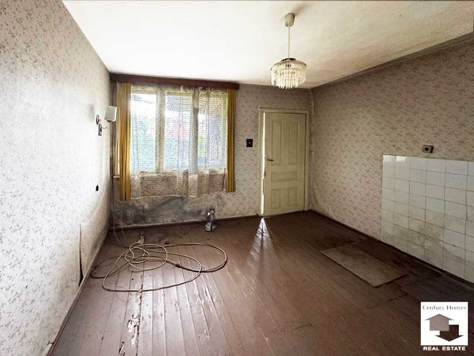 120367 Едноетажна къща за продажба, в центъра на гр. Горна Оряховица