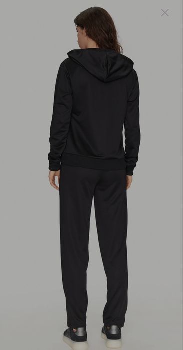 ADIDAS спортен екип Essentials Linear Track Suit