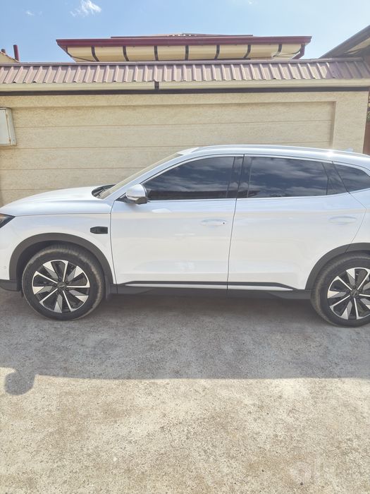 Продается BYD CHEMPION SMART 605 EV! Пробег 13000км!