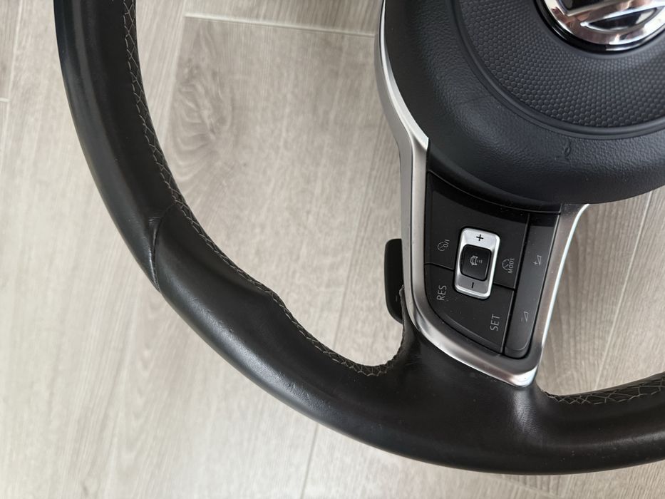 Волан VW Golf GTI или GTD Голф ГТИ ГТД Оригинален