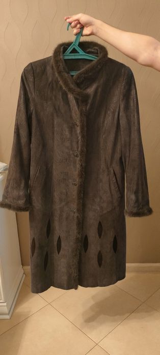 Продам женское демисезонное пальто