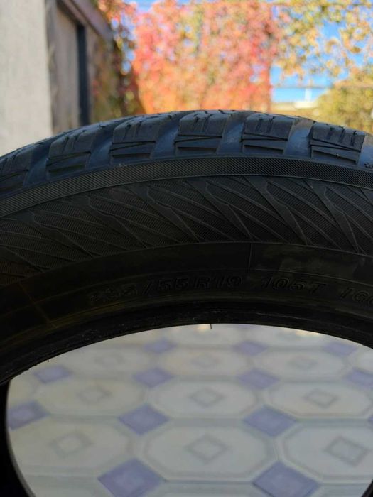 Продам шины Yokohama 235/55 R19