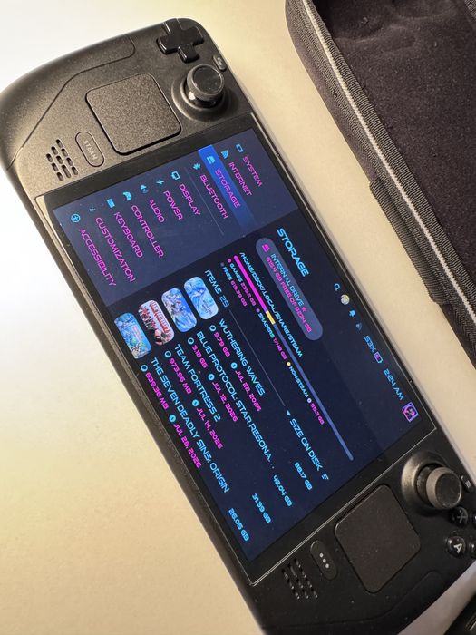 Steam Deck OLED 1TB – Отлично състояние + аксесоари