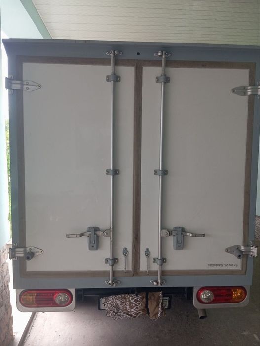 Hyundai porter sotiladi