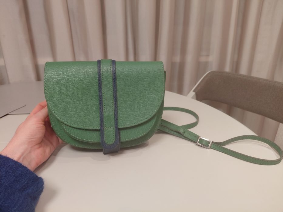 Малка ежедневна чанта, естествена кожа, ръчна изработка