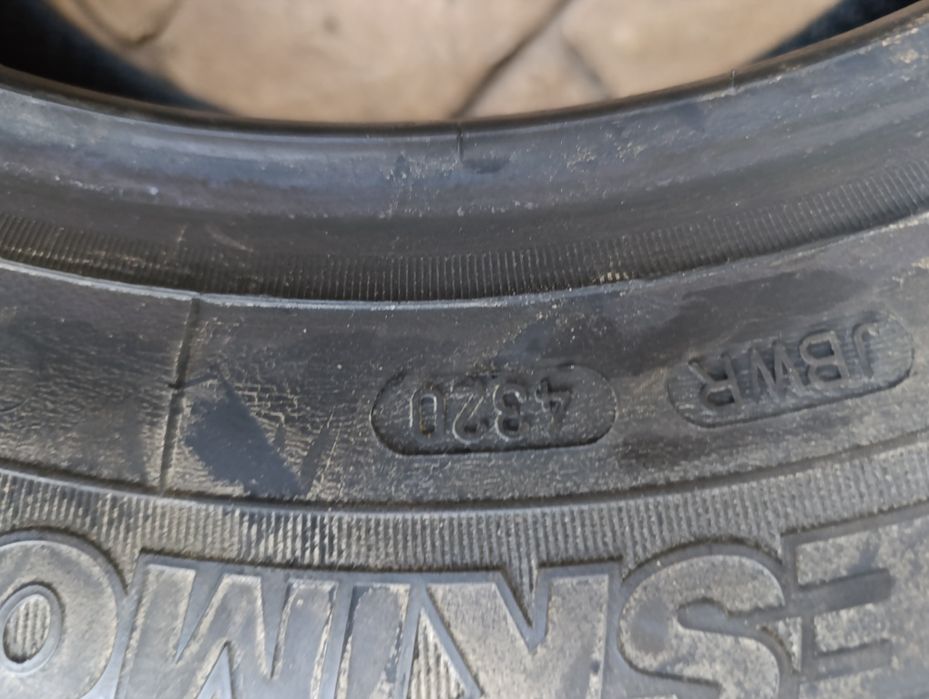 Зимни гуми SAVA,NOKIAN 205/60/15