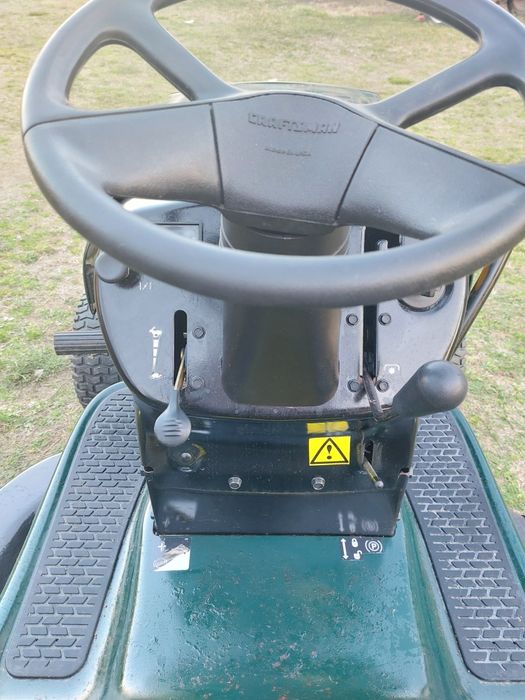 Тракторна косачка Briggs stratton 21 коня