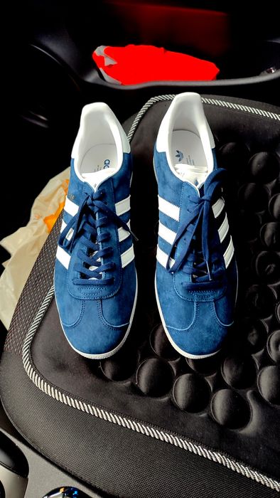Нови мъжки Adidas Gazelle  ест.кожа , цвят blue navy  N44  28.5 см   6